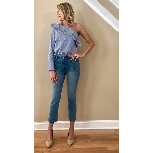 Banana Republic one shoulder ruffle top NWT small - Picture 2 of 8